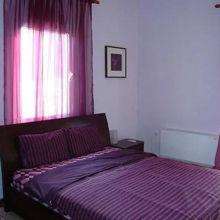 Aristotelis Apollonia 3*